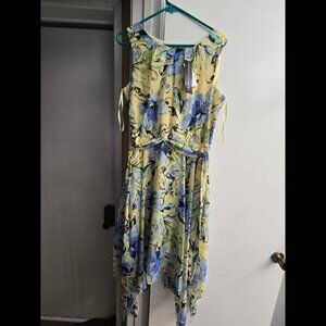 Madison Leigh Yellow Blue Floral Dress NWT Size 10